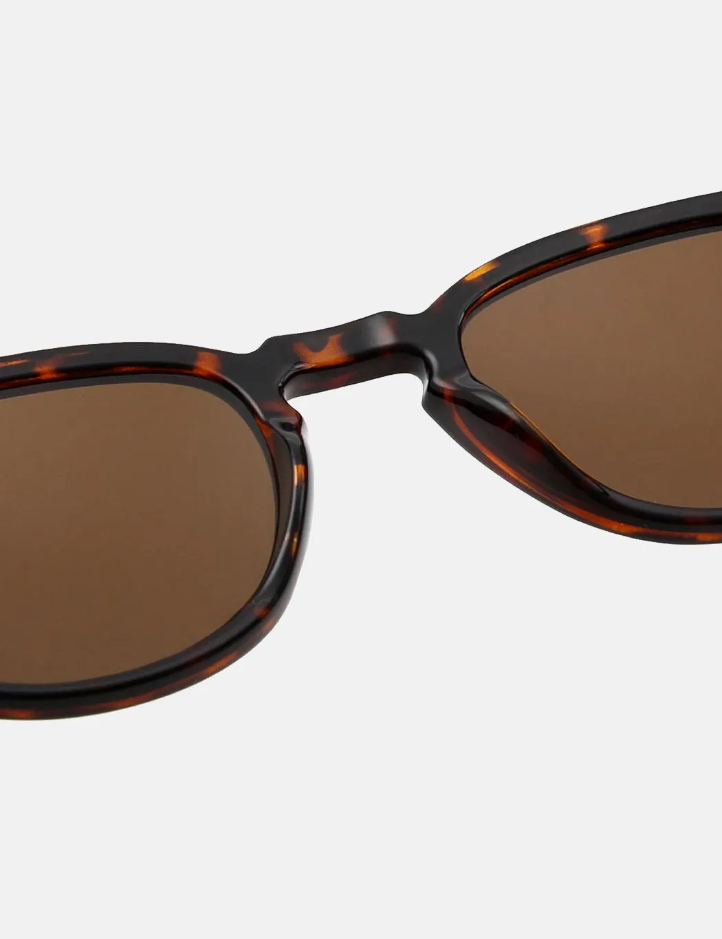 A. Kjaerbede Bate Sunglasses - Demi Tortoise