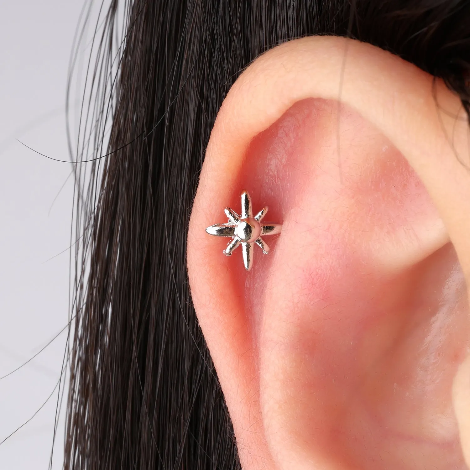 Eight-pointed Star Stud