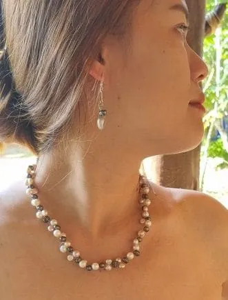 Freshwater pearl necklace and earring set