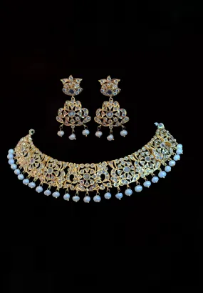 Heena necklace set in fresh water pearls  ( SHIPS IN 4 WEEKS )