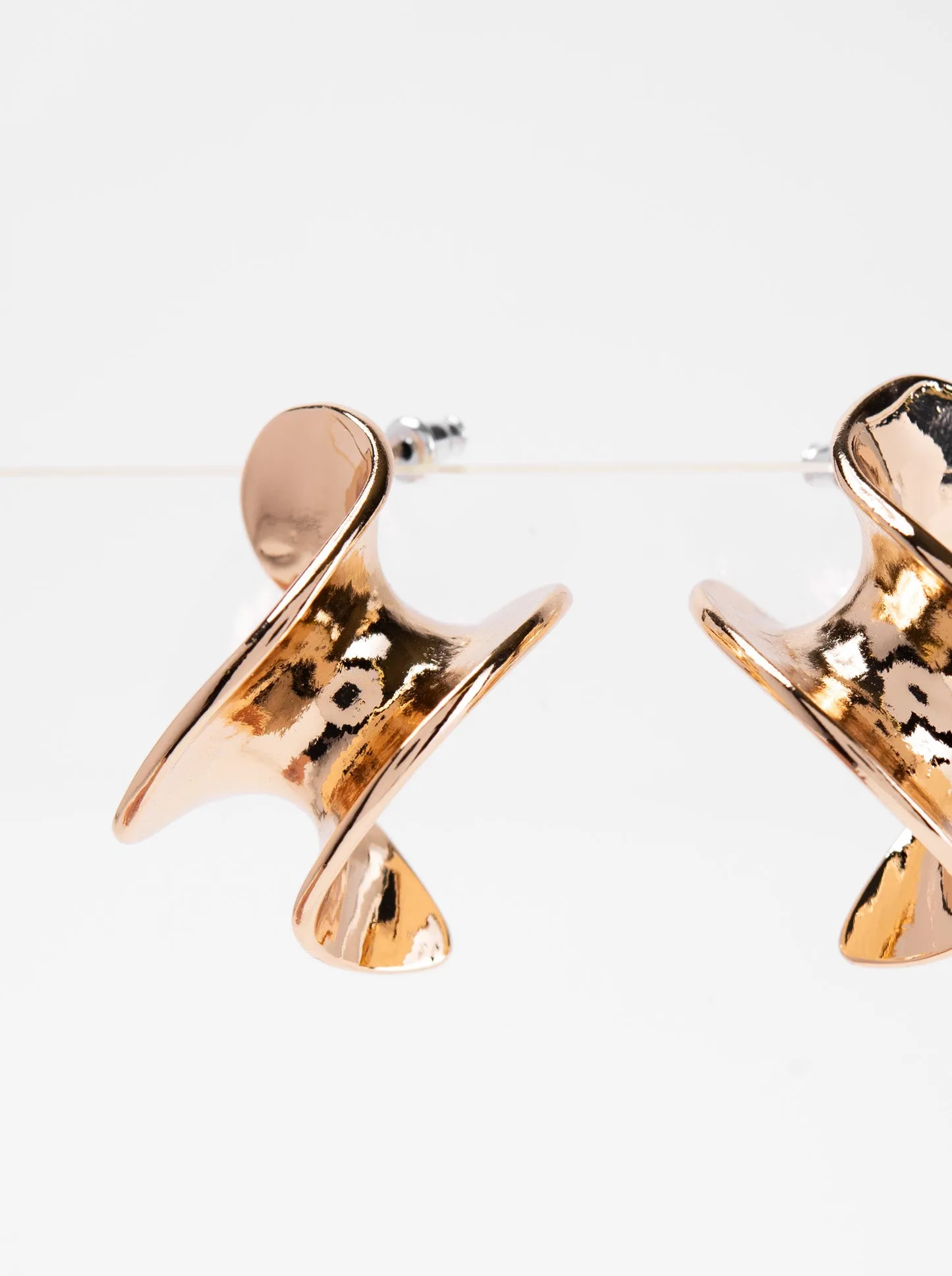 Jessie Twist Minimal Metal Drop Earrings