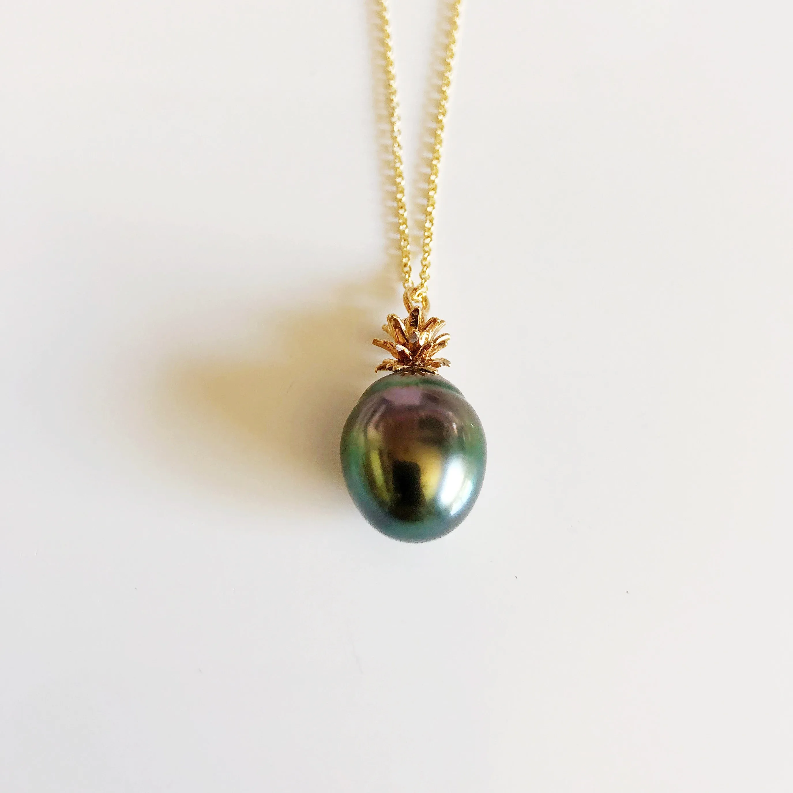 Pineapple tahitian pearl necklace (N302)