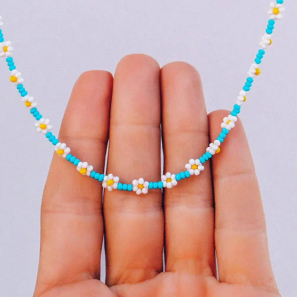 Pura Vida Daisy Seed Bead Choker