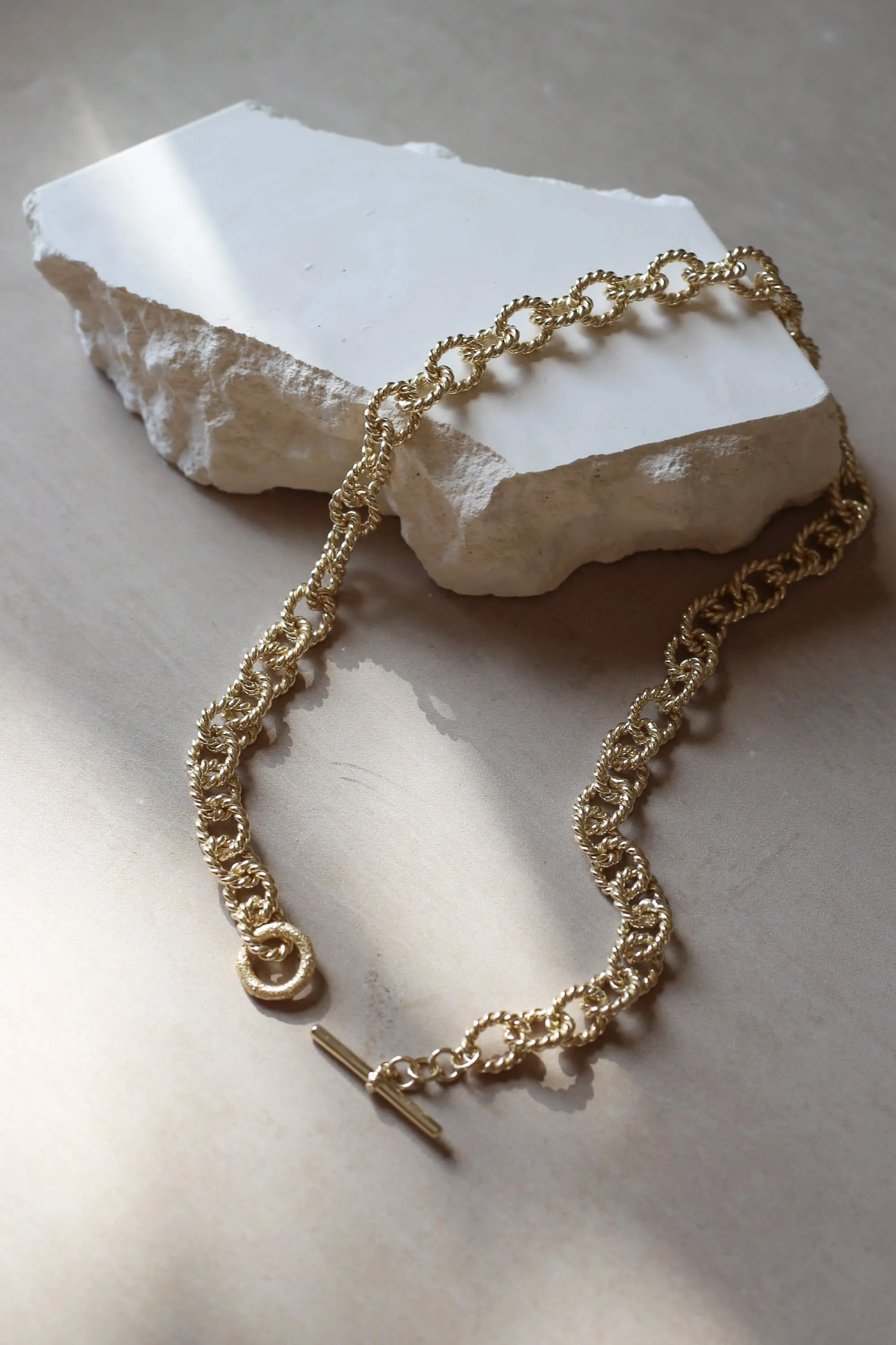 Twist Necklace