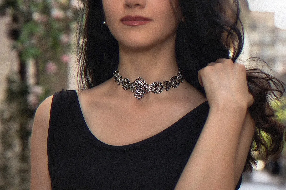 Wide sterling silver choker “Frida”