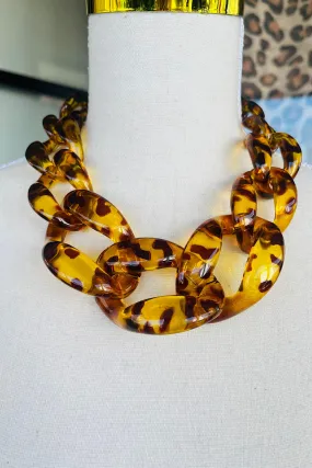 YOU'VE CHAINGED NECKLACE TORTOISESHELL